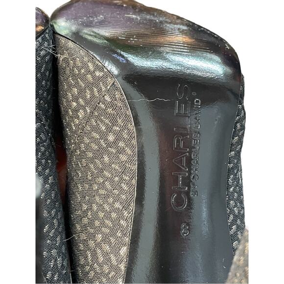 Charles David Pumps Black and Gold Pointed Toe Stiletto Heel Size 8 - Picture 8 of 9